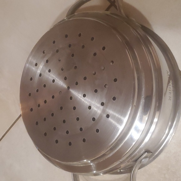 7.5in Stainless Steel Basket Steamer Insert with Handles - Picture 3 of 3